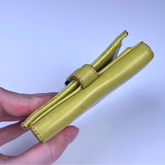 GUCCI LIME GREEN JACKIE LOGO WALLET - Picture 6 of 10